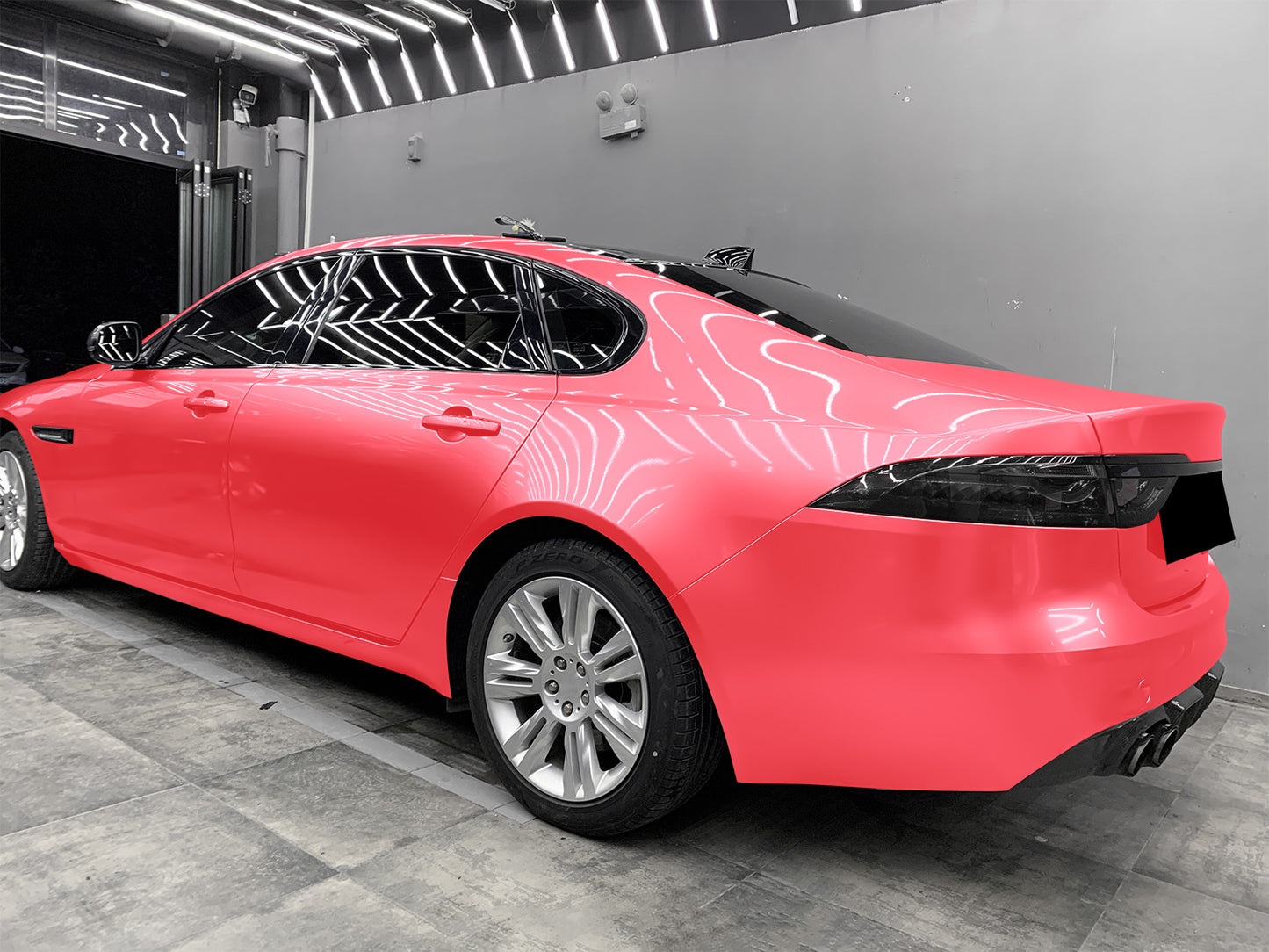 Super Gloss Metallic Pink Vinyl Wrap