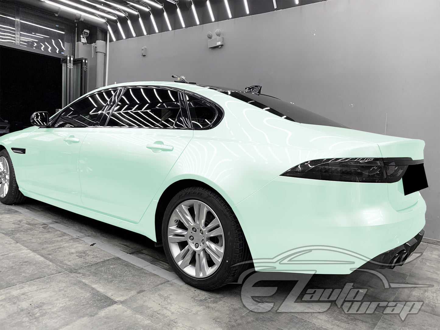 Gloss Pearlescent Jade Green Vinyl Wrap